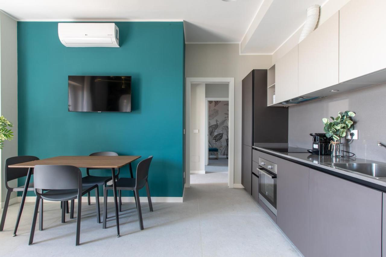 Daplace - Vico Apartment Милано Екстериор снимка