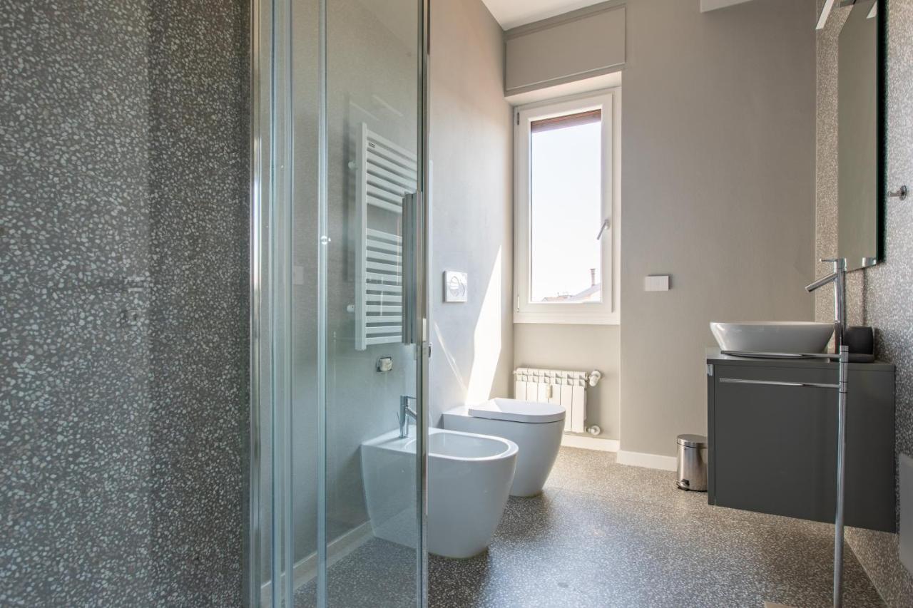 Daplace - Vico Apartment Милано Екстериор снимка