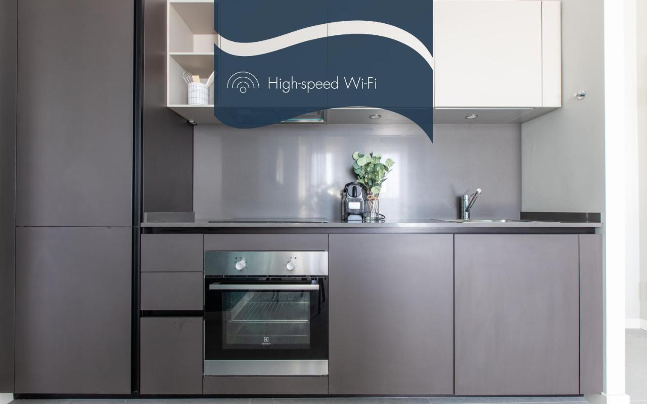 Daplace - Vico Apartment Милано Екстериор снимка